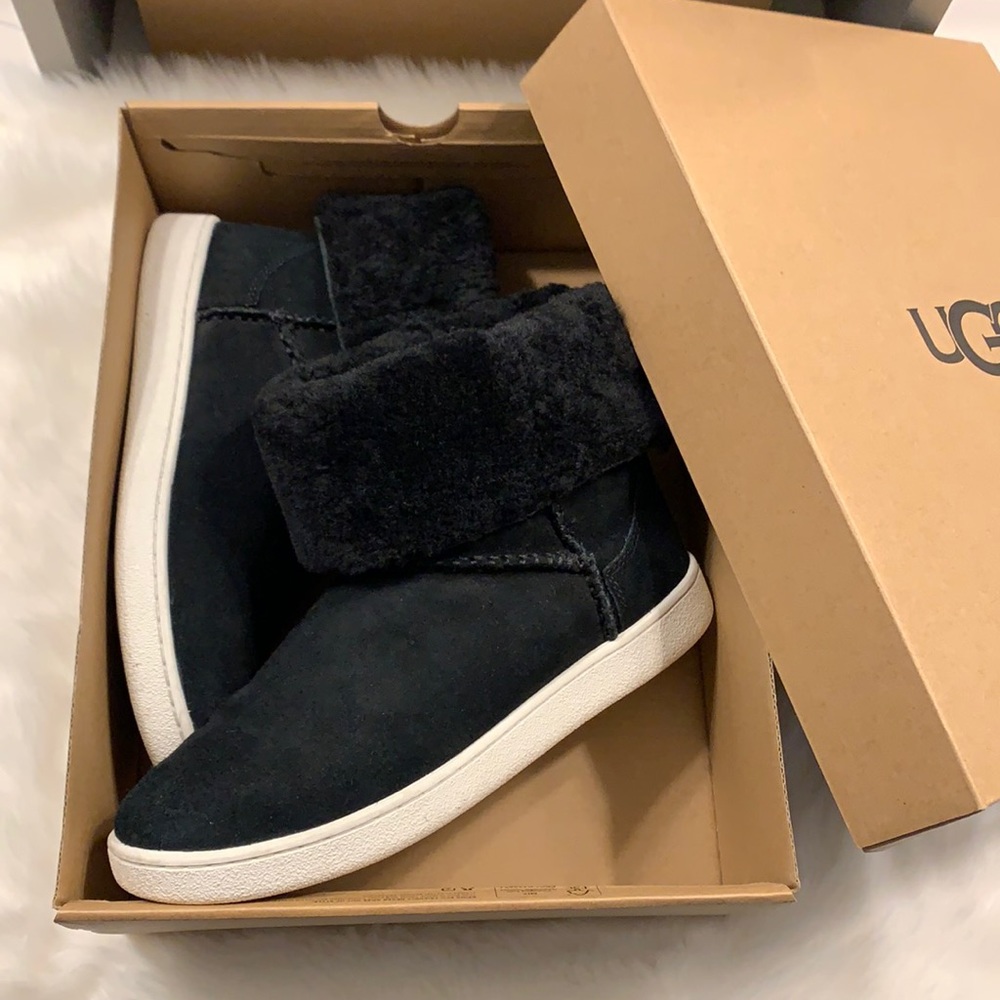 Ugg Women’s Boots 8